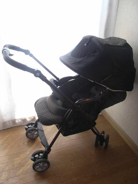 ★コンビ ディアクラッセ オート4キャス XA-500　美品