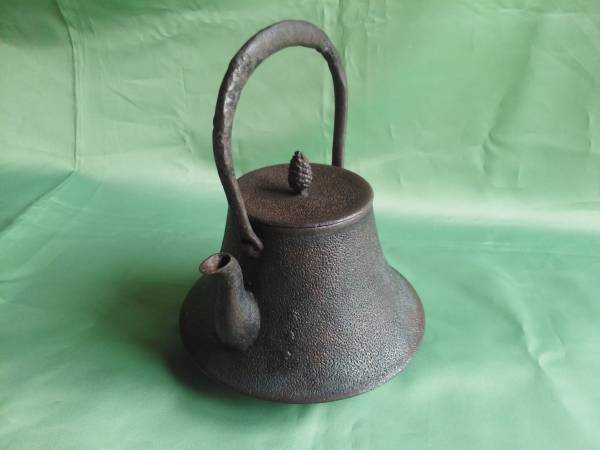 鉄瓶★保寿堂？★富士山型・中古