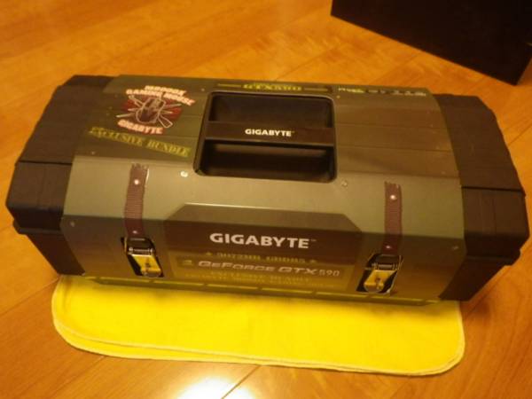 GIGABYTE GTX590 GV-N590D5-3GD-B ②欠品有り