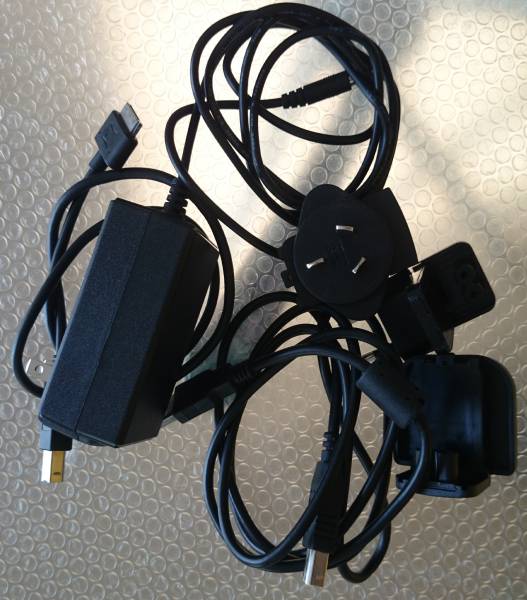 Native Instruments TRAKTOR KONTROL S4 MK2 4チャンネル_2