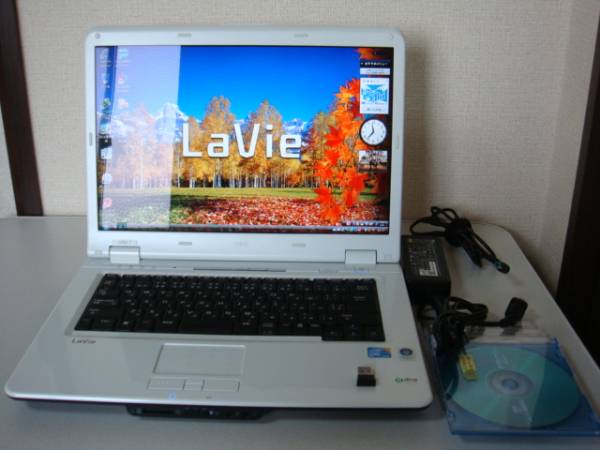 NEC LaVie LL550/T 4GB/SSD/光沢液晶/HDD無し動作品