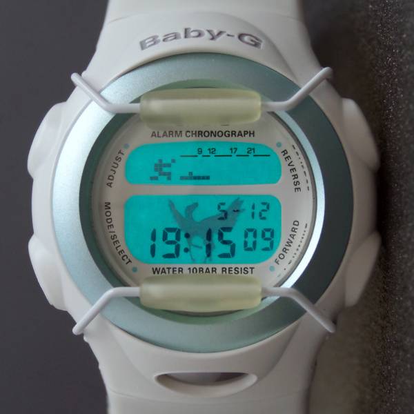 カシオ　Baby-G File Light my fire/ペガサス・ホワイト