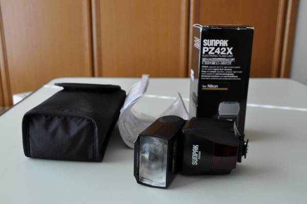 SUNPAK PZ42Xストロボfor Nikon