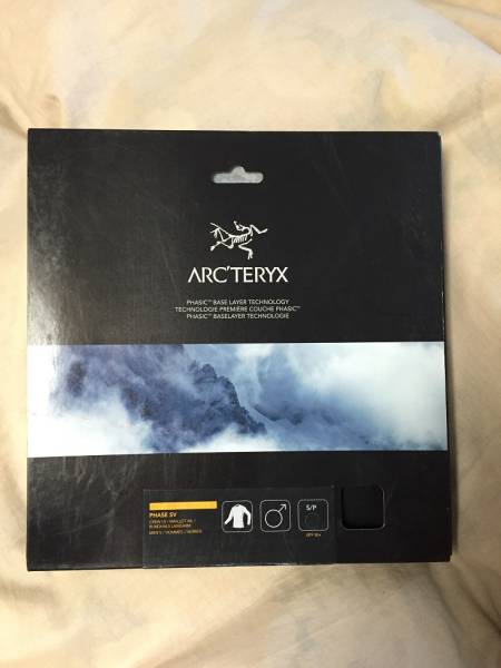 正規品ARC'TERYX PHASE SV フェーズ 黒 [S] クルーネック 長袖