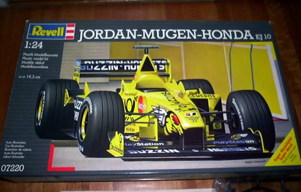 ジョーダンEJ10　タバコデカール他おまけ付　1/24レベル　中古品