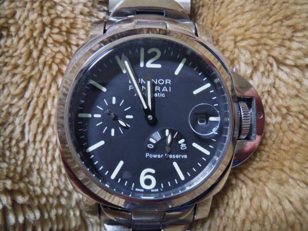 新品同様中古　PAM00090　パワーリザーブ　裏スケルトン　タイプ