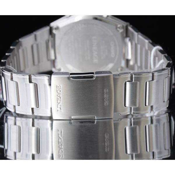 カシオ 腕時計 ソーラー電波 LCW-110DJ-1AJF LINEAGE リニエージ