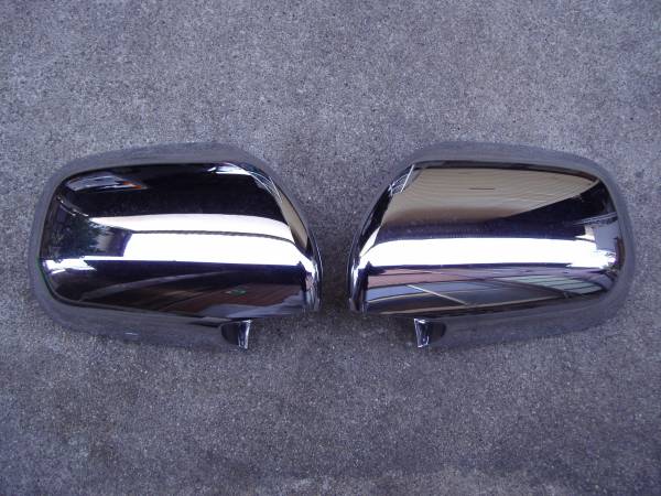 ハイエース ２００系 ミラーメッキカバー左右 売切りです！！