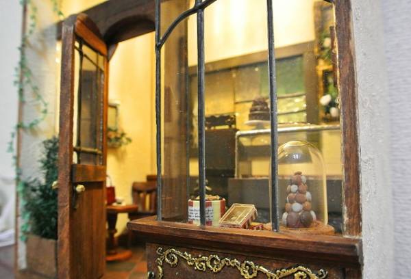 1/12ミニチュア☆ハンドメイド☆アンティークショコラショップ2