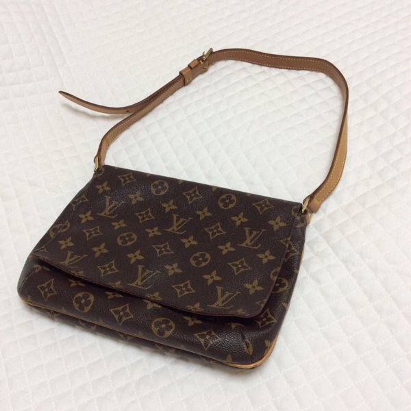 ルイヴィトン ミュゼットタンゴ モノグラム