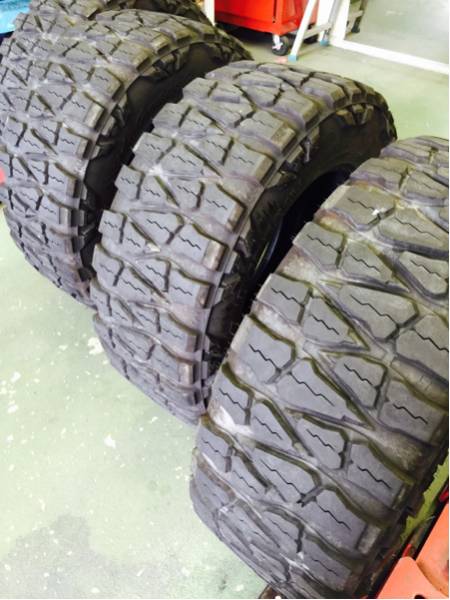ニットーマッドグラップラー35×12.5R20 美品溝有り 4本NITTO(18インチ 