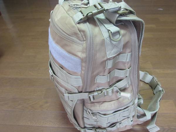多機能タクティカルバッグ（UNKNOWN）・33L・極美品