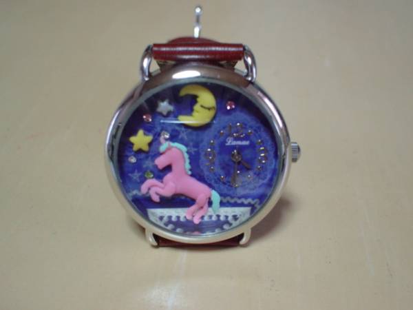 珍品　デザイン　LAMUE　馬と月のデザイン　腕時計