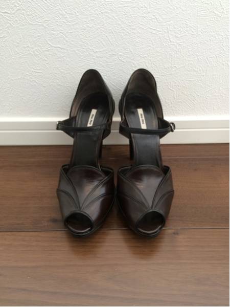 miu miuミュウミュウ サンダル 36.5