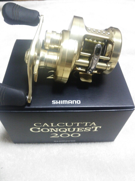 ☆シマノ　 14 NEWカルカッタ 　コンクエスト　200 （右）☆