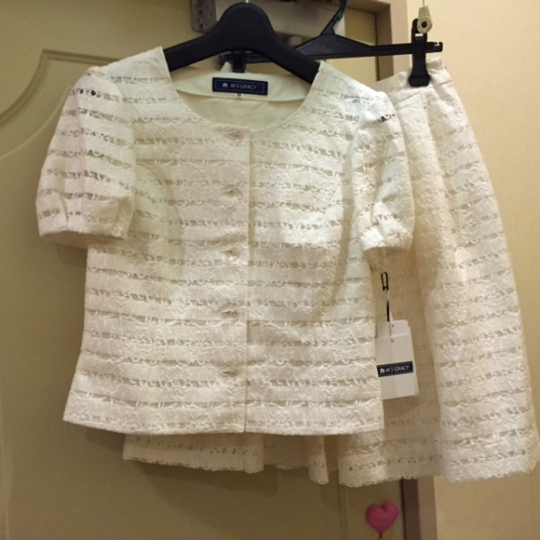 新品タグ付！エムズグレイシー半袖レーススーツセットアップ