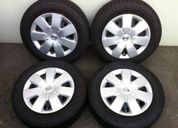 ノート純正スチール 175/65R14 新同スタッドレスレボ VRX マーチ