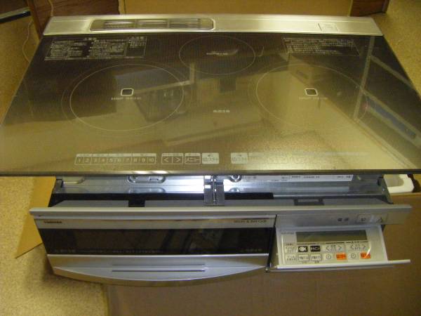 ☆東芝IHクッキングBHP-V732Sワイド展示未使用品☆