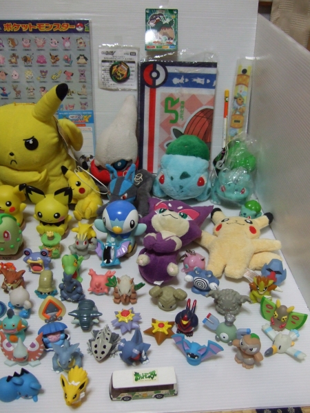 ポケモン フィギュア ぬいぐるみ 靴下 腕時計 缶 鉛筆等 ポケットモンスター 売買されたオークション情報 Yahooの商品情報をアーカイブ公開 オークファン Aucfan Com