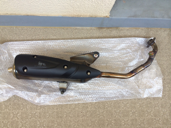 シグナスX全年式 国内／台湾 NCYサイレントスポーツマフラー(マフラー