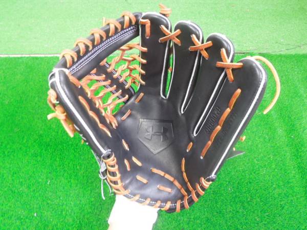 アンダーアーマー 硬式外野グラブグローブ 柳田モデル 未使用品(外野手