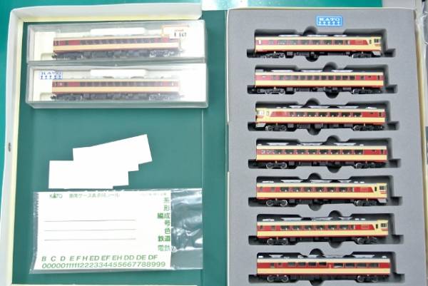 KATO製キハ８２系７両＋おまけ２両の計９両セット・中古品