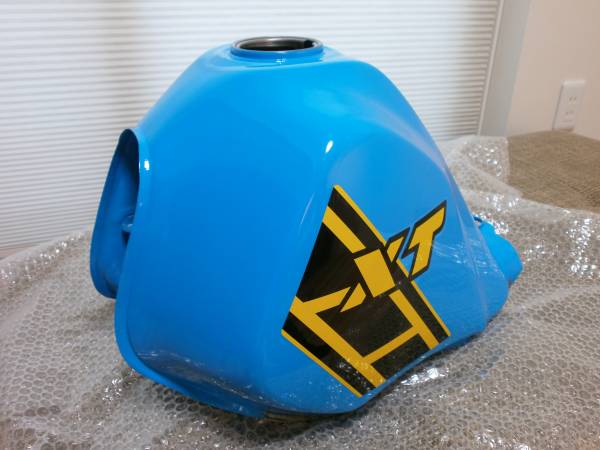 奇跡の ガソリンタンク! TW200 TW225 ビッグタンク セローにも(ヤマハ
