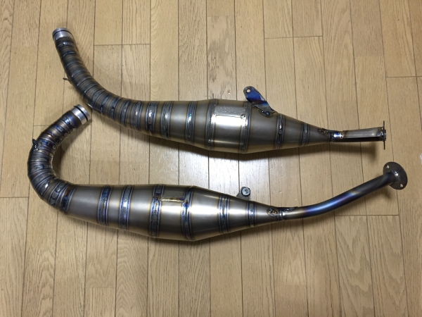 tzm,tzr,rzチャンバー型マフラー 本体 TZR250R -SP 3XV チタンチャンバー SAMレーシング製(マフラー本体