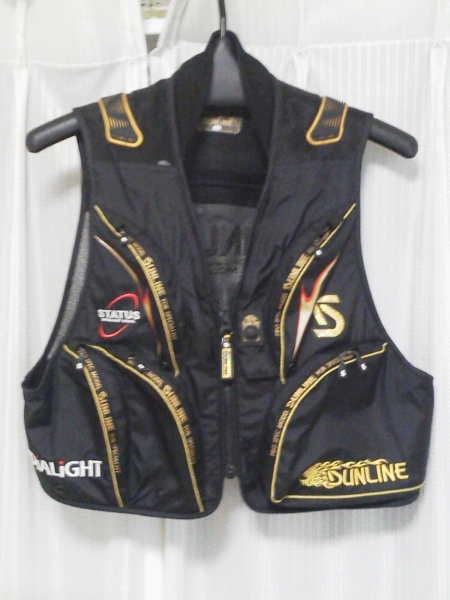 サンライン ステータス ディアライト 鮎ベスト STA-1281・綺麗