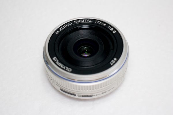 OLYMPUS M.ZUIKO DIGITAL 17mm F2.8 =広角パンケーキ・単焦点=
