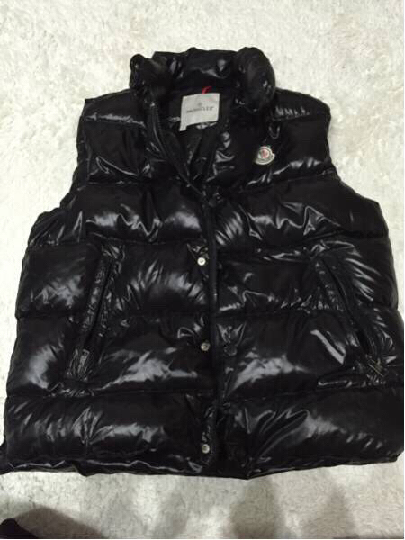 モンクレール ダウンベスト チベット 国内正規品 美品です