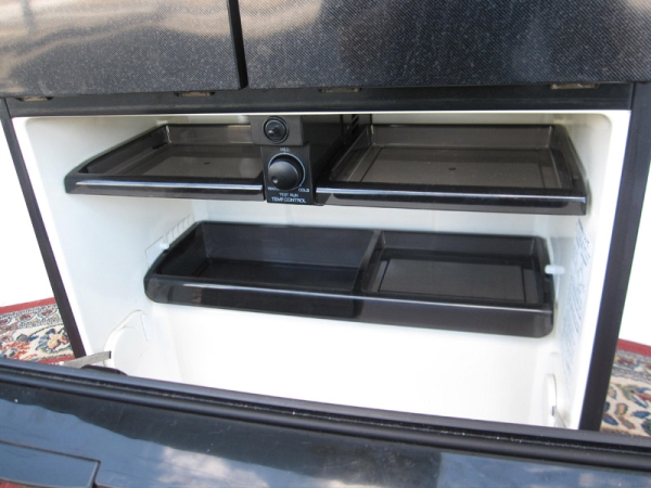 珍品 National ナショナル ワイン用冷蔵庫 85L NR-C9Z2-K(ワインセラー