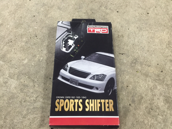 希少 18 クラウン ゼロクラウン TRD スポーツシフター シフト(内装品 