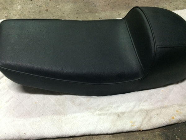 SR400 シングルシート 1000円スタート～ジャンク品