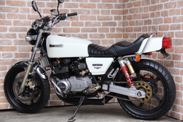 Z550fx Z400fx パールホワイト 好調 251cc 400cc 売買されたオークション情報 Yahooの商品情報をアーカイブ公開 オークファン Aucfan Com