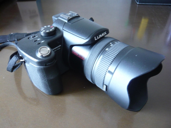 パナソニック（Panasonic）　【DMC-FZ30】　800万画素