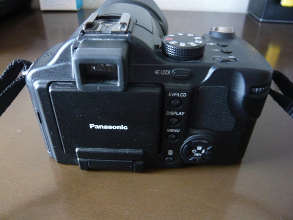 パナソニック（Panasonic）　【DMC-FZ30】　800万画素
