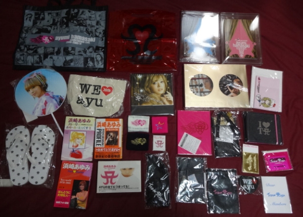 ■浜崎あゆみ グッズ/カレンダー/パンフ/写真集/タオル/うちわ他