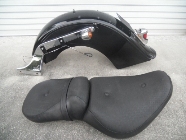 バルカン４００　FRP　社外リアフェンダー　シート付　