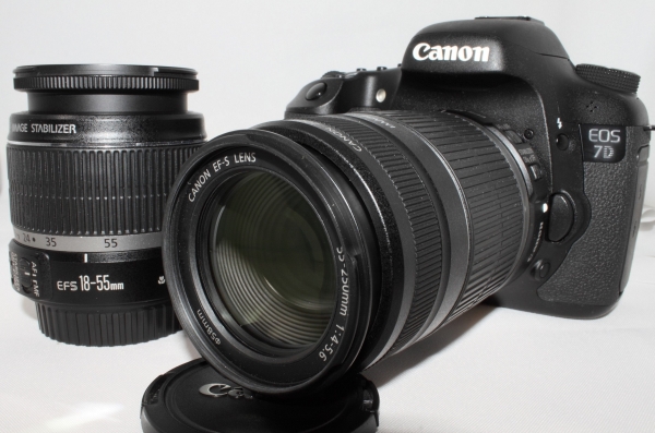 〓極上美品〓Canon キヤノンEOS 7D ダブルズームレンズ ♪♪_1