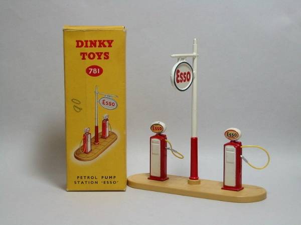 ディンキー 781 ペトロール ガソリンスタンド 1/43 エッソ esso