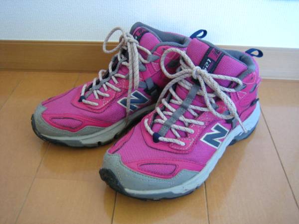 ☆ニューバランス☆H2Oレジスタント☆トレッキングシューズ☆23