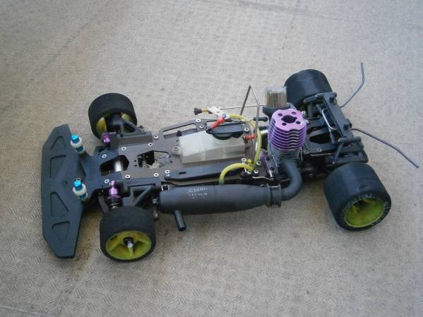 Yahoo!オークション - サーパント エクセル Mk2 2台 予備部品付き 【送