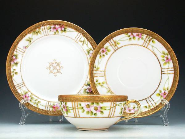 オールドノリタケ・金盛上野薔薇図紋　キャビネットトリオ