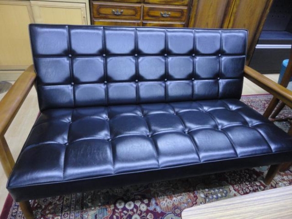 ★展示品！カリモク６０ ブラック Kチェア２シーター 超美品