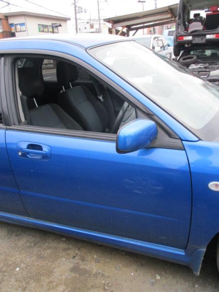 H17年 GG2 インプレッサ F型 右前ドア カラー02C