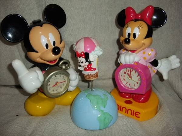 ミッキーマウス&ミニーの目覚まし時計&ミニーオルゴール　3点