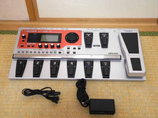 BOSS ベース マルチエフェクター GT-10B 中古 お渡しするは写真に写っ