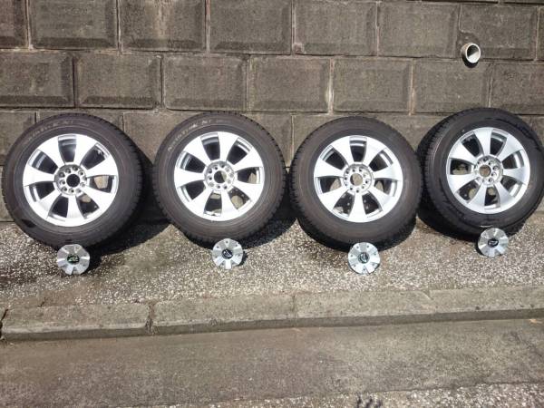 215/60/16 スタッドレスタイヤ 室内保管