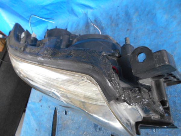 ★ 右ヘッドライト HID D年改 フォレスター TA-SG5